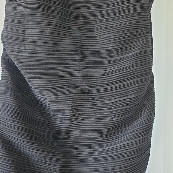 Black Ruffled Strapless Bodycon Dress NWOT - Picture 3 of 5